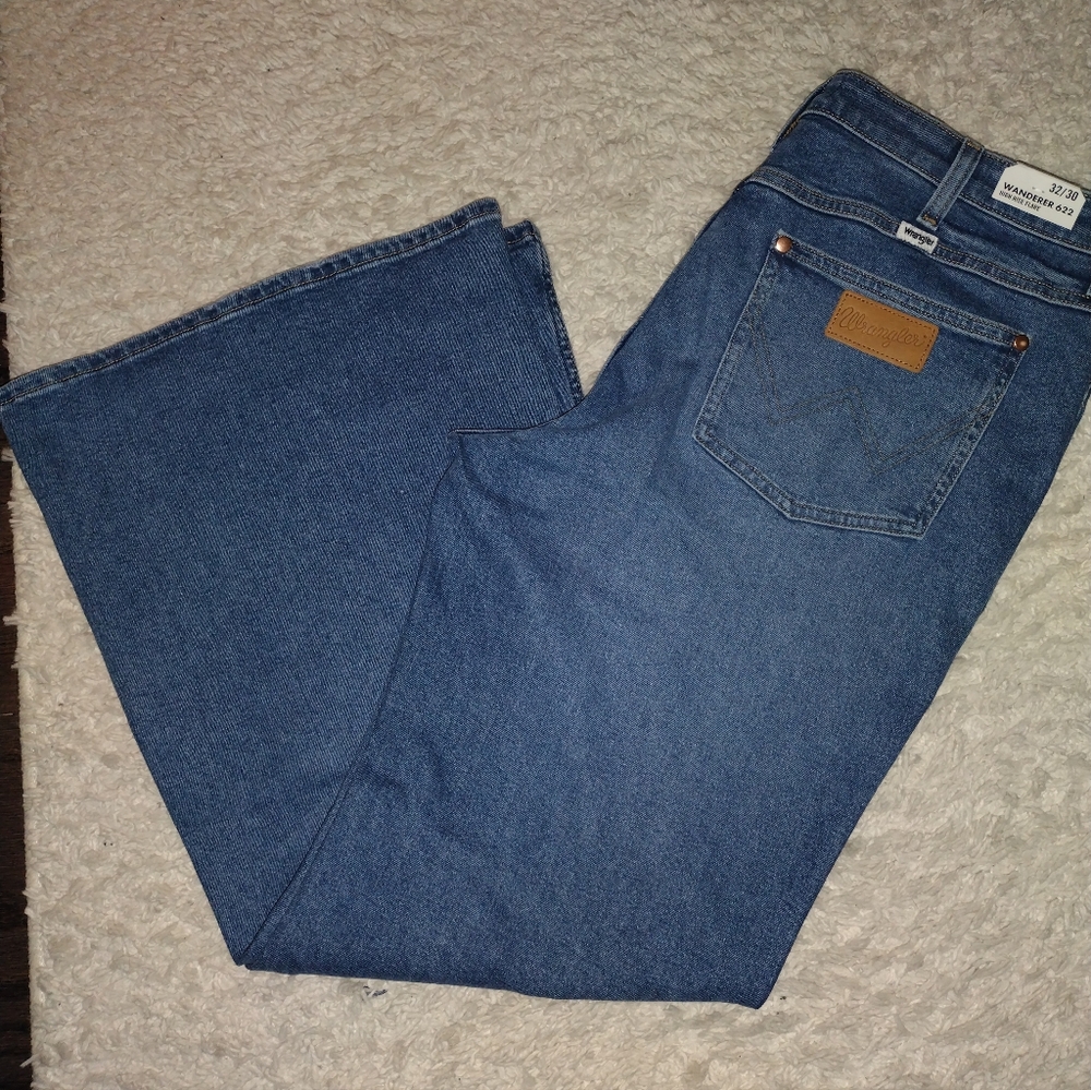 Wrangler Wanderer Flare Leg Jeans